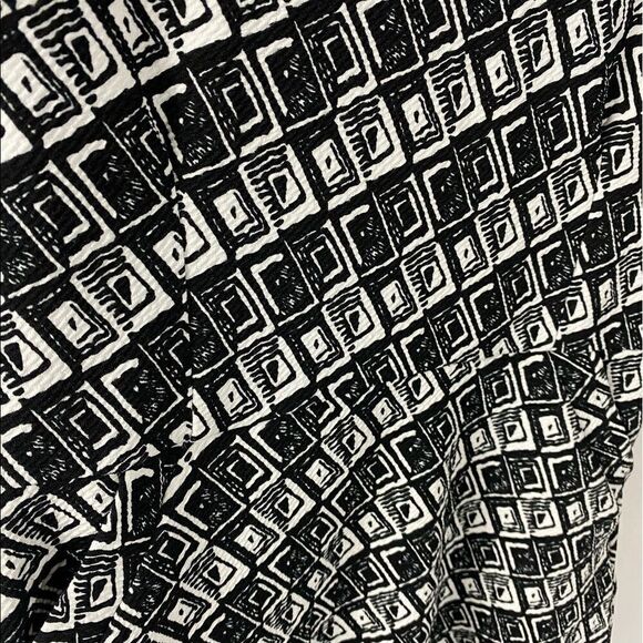 Hawthorn Dress - Picture 2 of 3